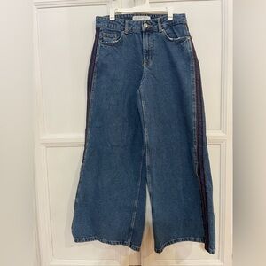 Zara Wide Leg Cropped High Waisted Dark Wash Slit Side Jeans Size 2
